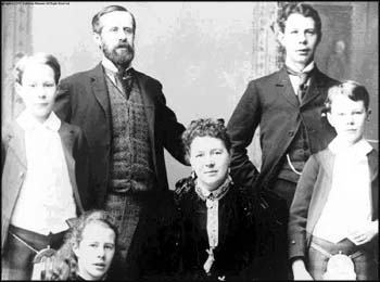 Lord and Lady Aberdeen and their children
